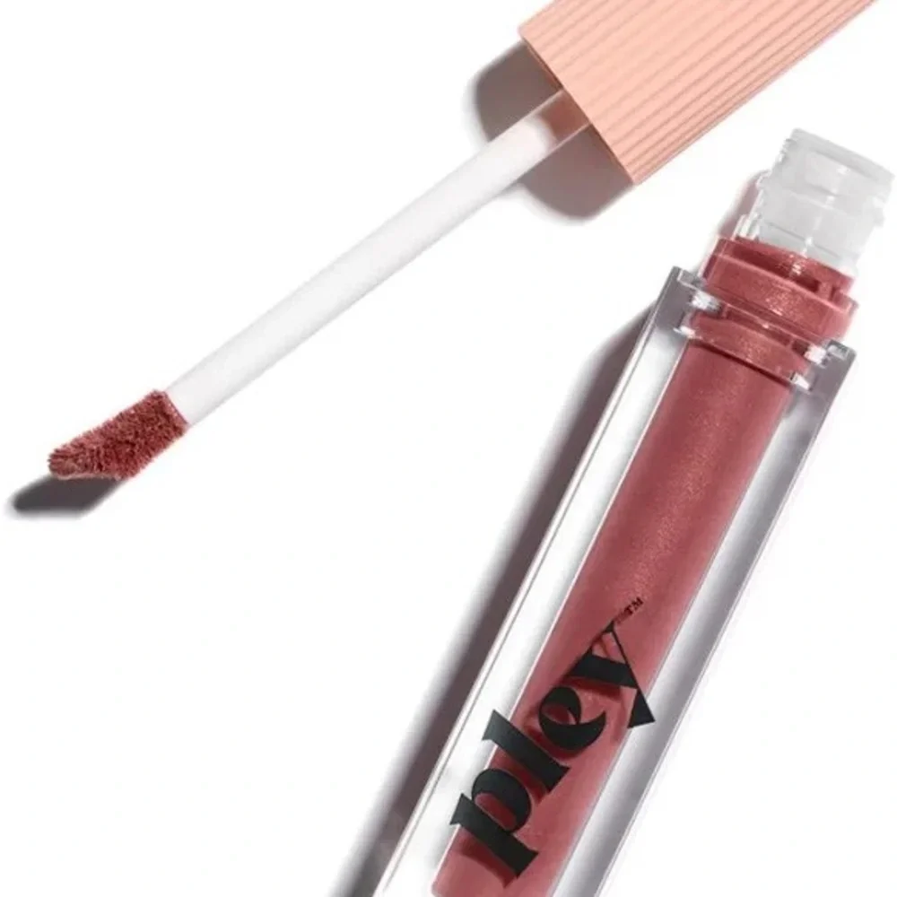 Beauty Bay Pink Lipstick